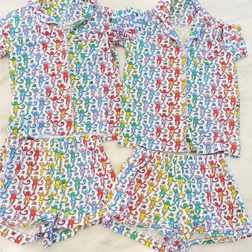 Roller rabbit monkey pajamas rainbow xxs two sets available. Price per set - Picture 2 of 12
